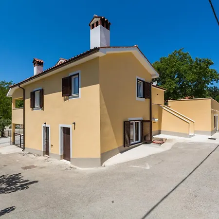 Ljuba Villa *
