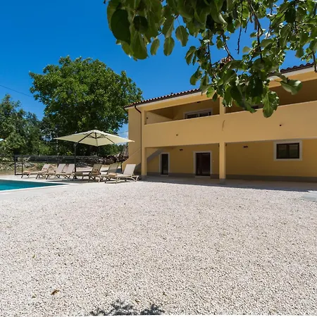 Ljuba Villa Pićan