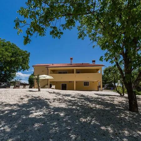 Ljuba * Pićan
